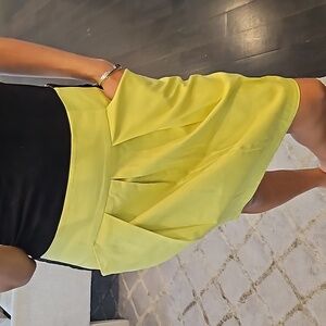 WOMEN'S D.F.A. NEW YORK NEON YELLOW  KNEE LENGTH SKIRT $40